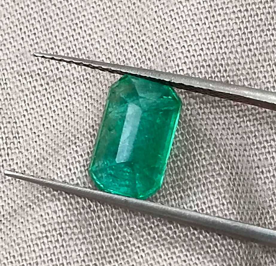 2.18cts GSI certified med light green Panjshir emerald natural octagon cut stone 