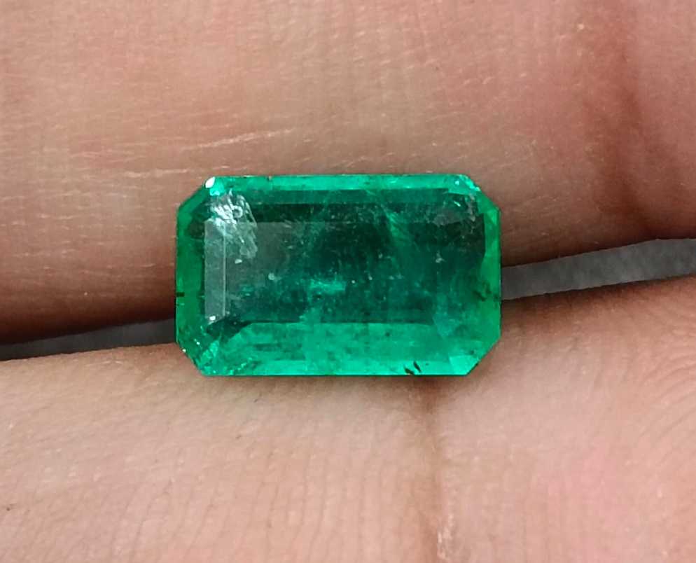 1.92cts GSI certified natural Panjshir emerald octagon cut gemstone