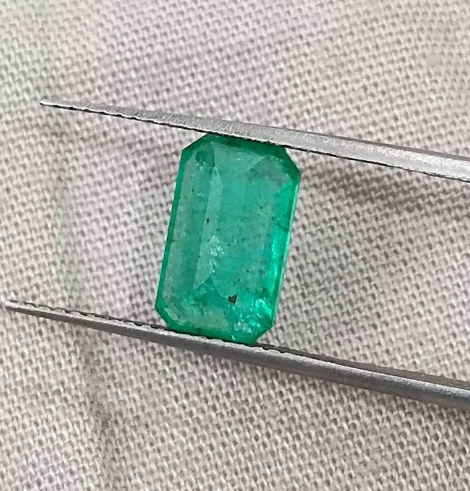 1.92cts GSI certified natural Panjshir emerald octagon cut gemstone