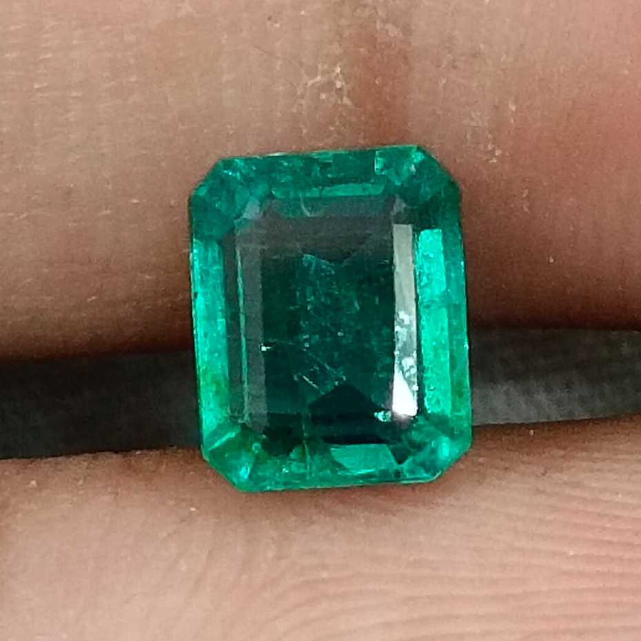 1.57cts GSI USA certified natural medium deep green emerald cut Zambian emerald /