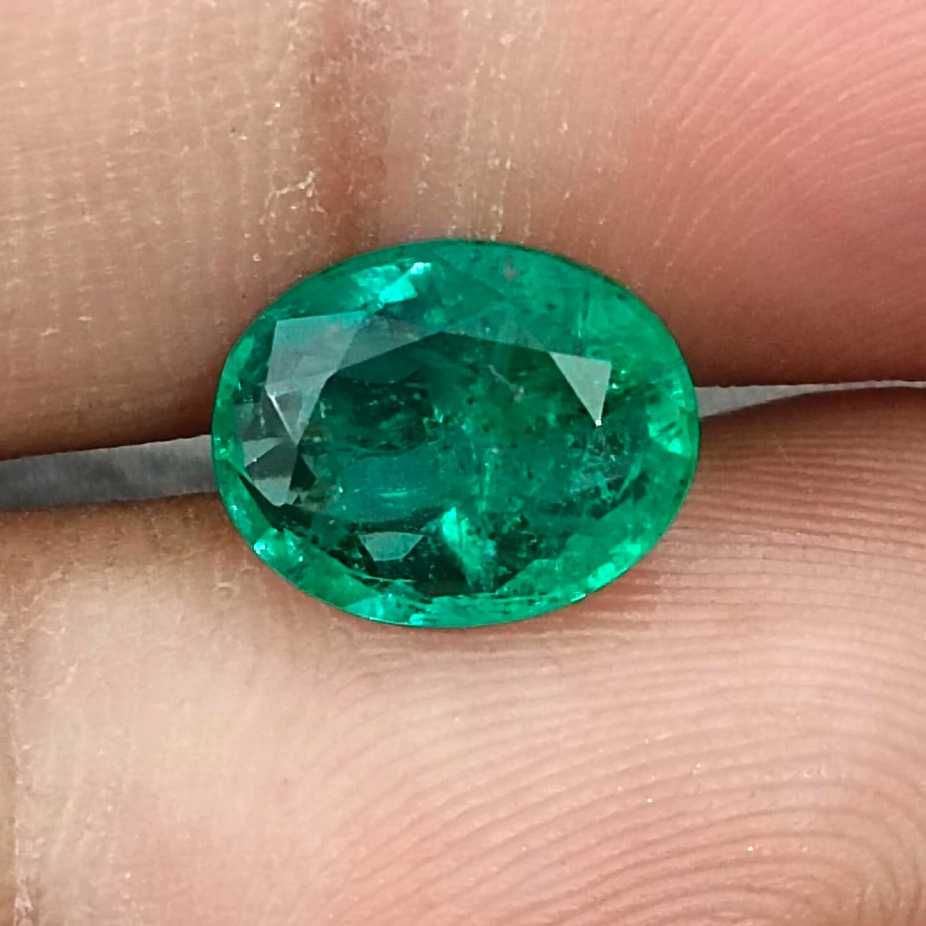 2.42cts GSI certified oval cut natural green Zambian emerald loose gemstone /