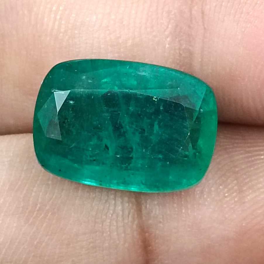 9.75ct Medium deep green cushion cut Zambian emerald./