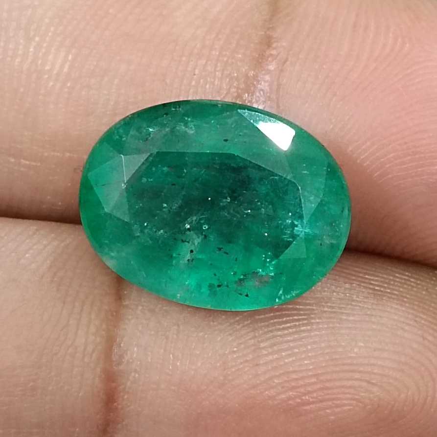 10.20ct Grass green oval cut Zambian emerald./