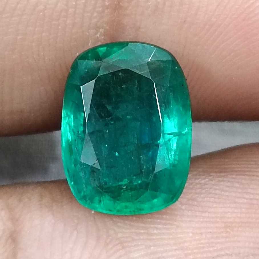 5.36ct Deep pure green cushion cut Zambian emerald./