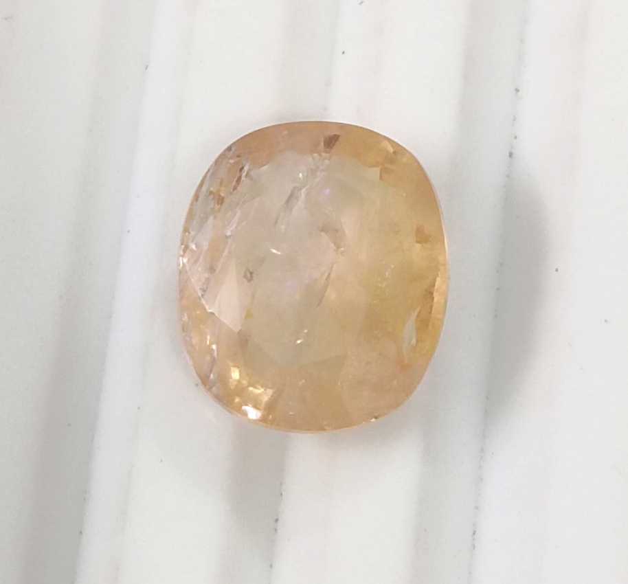 4.63ct AGRL certified padparadscha sapphire oval cut loose gemstone.