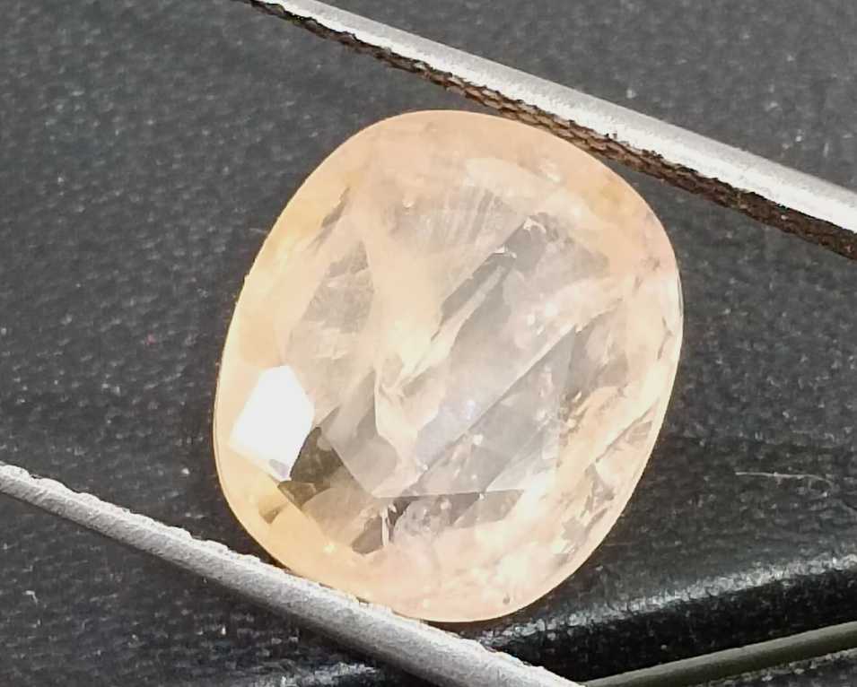 4.63ct AGRL certified padparadscha sapphire oval cut loose gemstone.