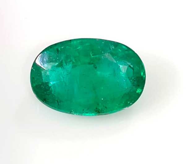 3.60ct Vivid deep green oval cut Swat emerald 