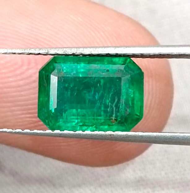 2.50ct High quality deep vivid green octagon cut Zambian emerald 