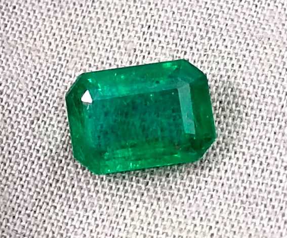 2.50ct High quality deep vivid green octagon cut Zambian emerald 