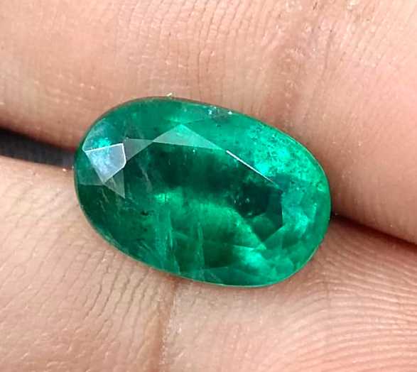 5.67ct Deep green oval cut Zambian emerald 