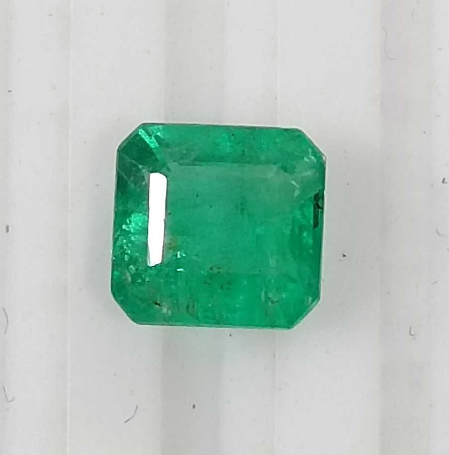 1.34ct Vivid green Octagon cut Colombian emerald 