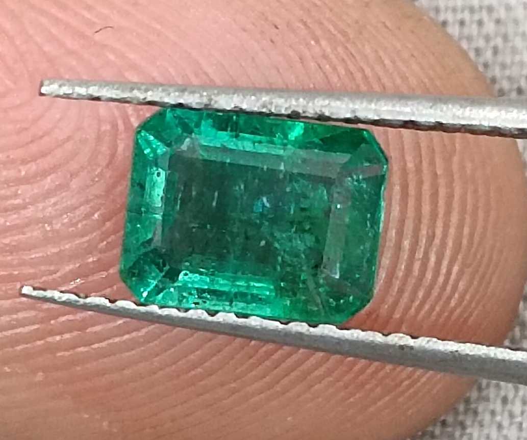 1.27ct Quality deep green octagon cut Zambian emerald stone 