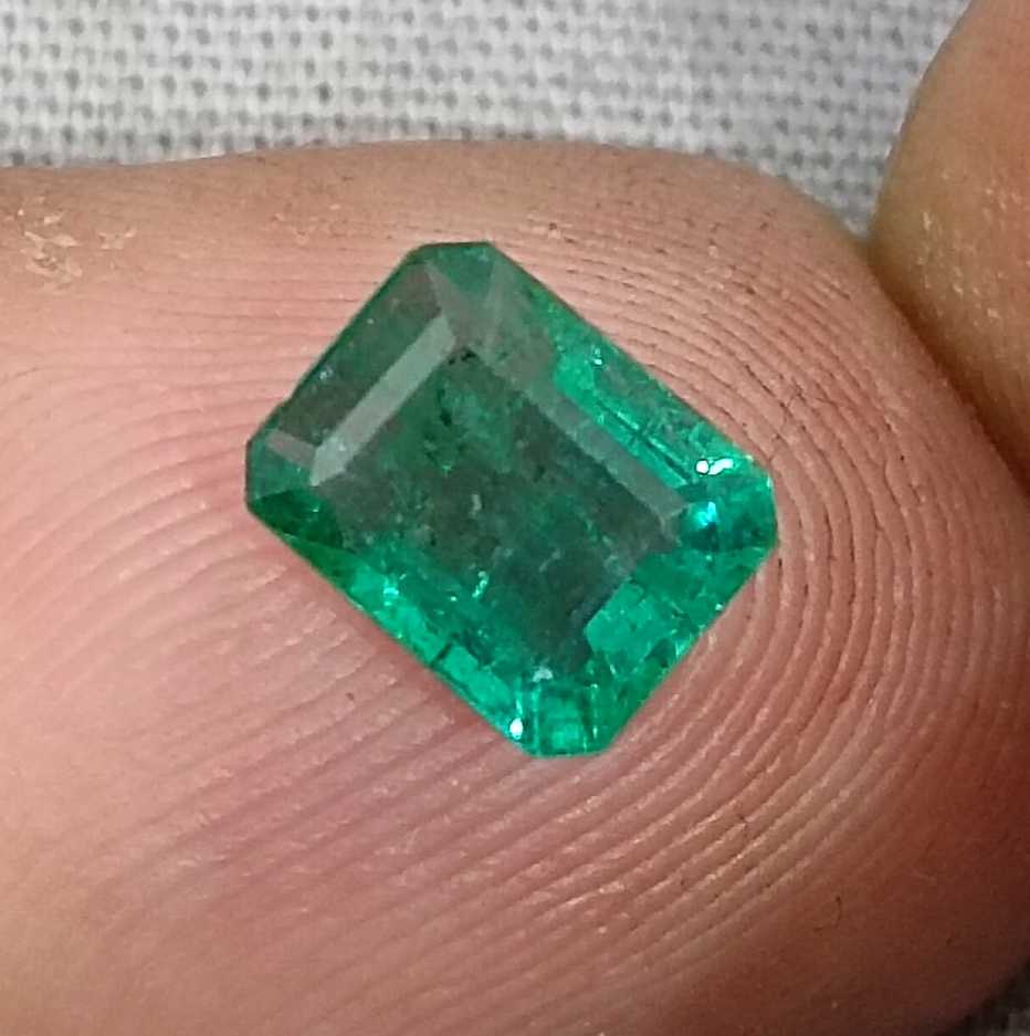 1.27ct Quality deep green octagon cut Zambian emerald stone 