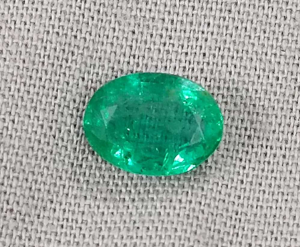 1.24ct Spring green oval cut Zambian emerald loose gemstone 