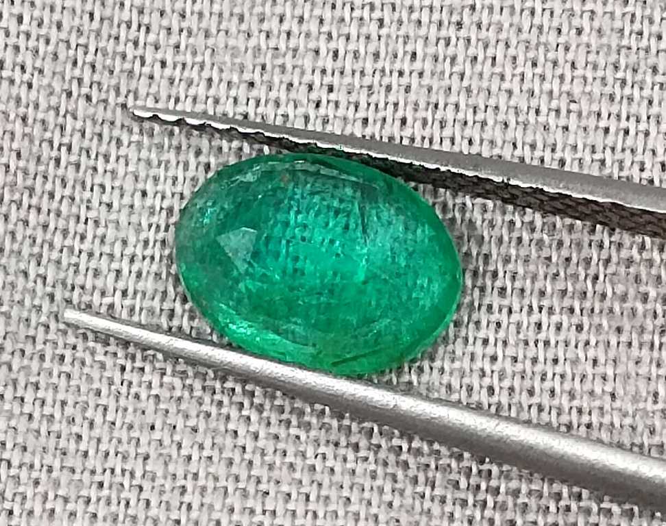 1.24ct Spring green oval cut Zambian emerald loose gemstone 