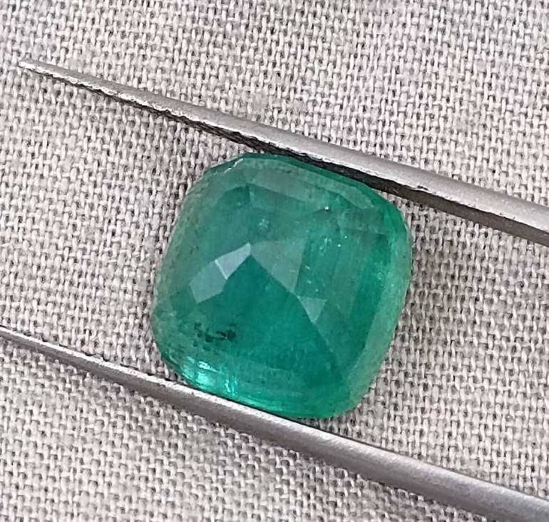 5.87ct Deep green natural Zambian Emerald cushion cut stone