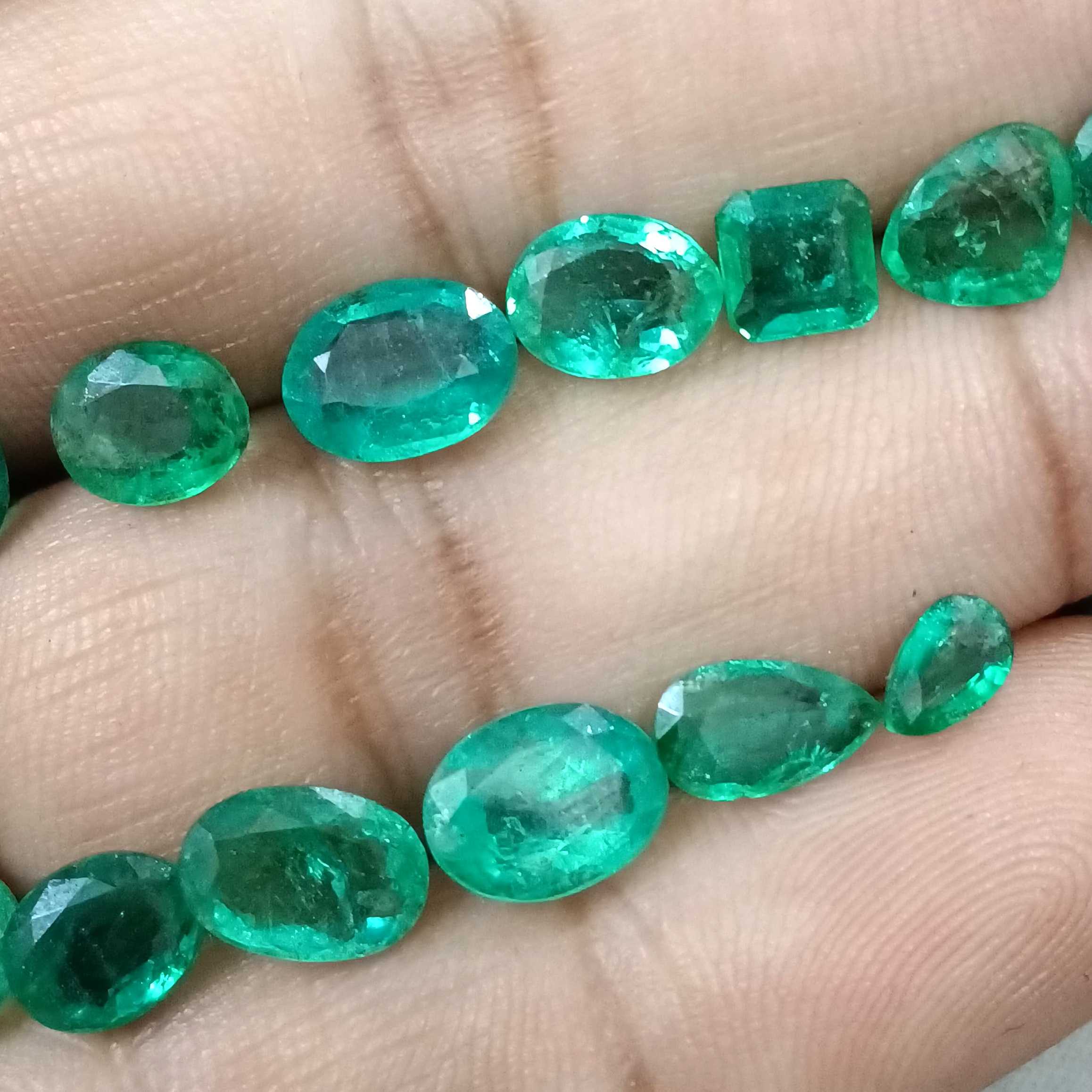 15.33ct Natural Zambian emerald parcel mixed cut Loose Gemstones/