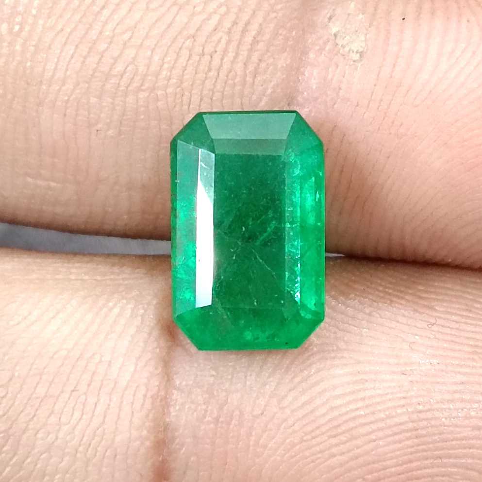 4.31ct GSI USA certified Swat emerald deep green gemstone/