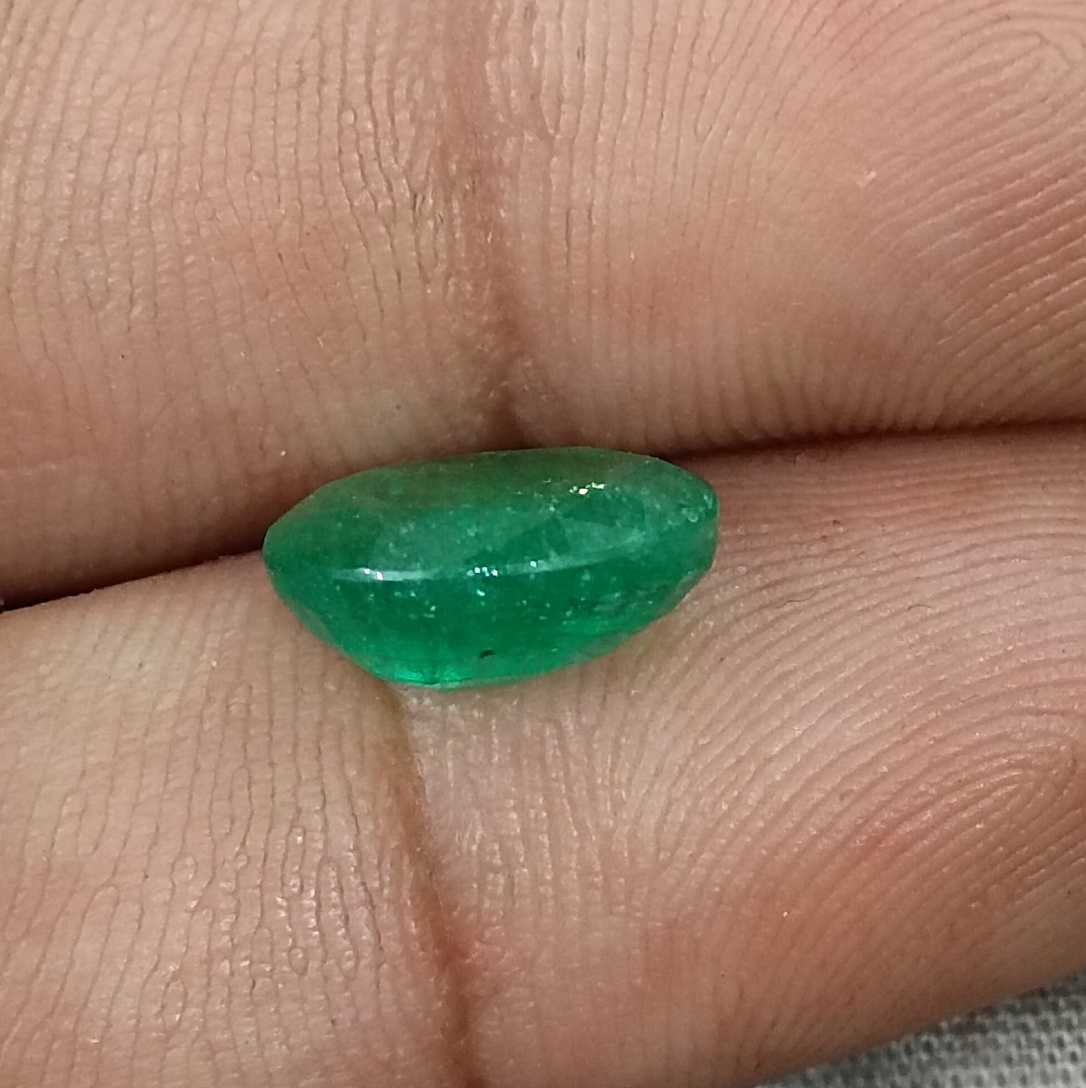 3.00ct GSI certified grass green oval cut Zambian emerald natural loose gemstone