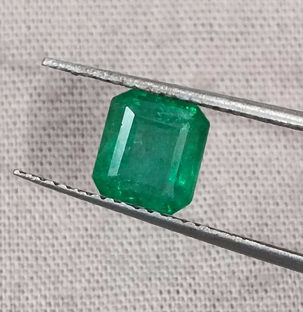 1.35ct Zambian emerald certified octagon cut loose gemstone 