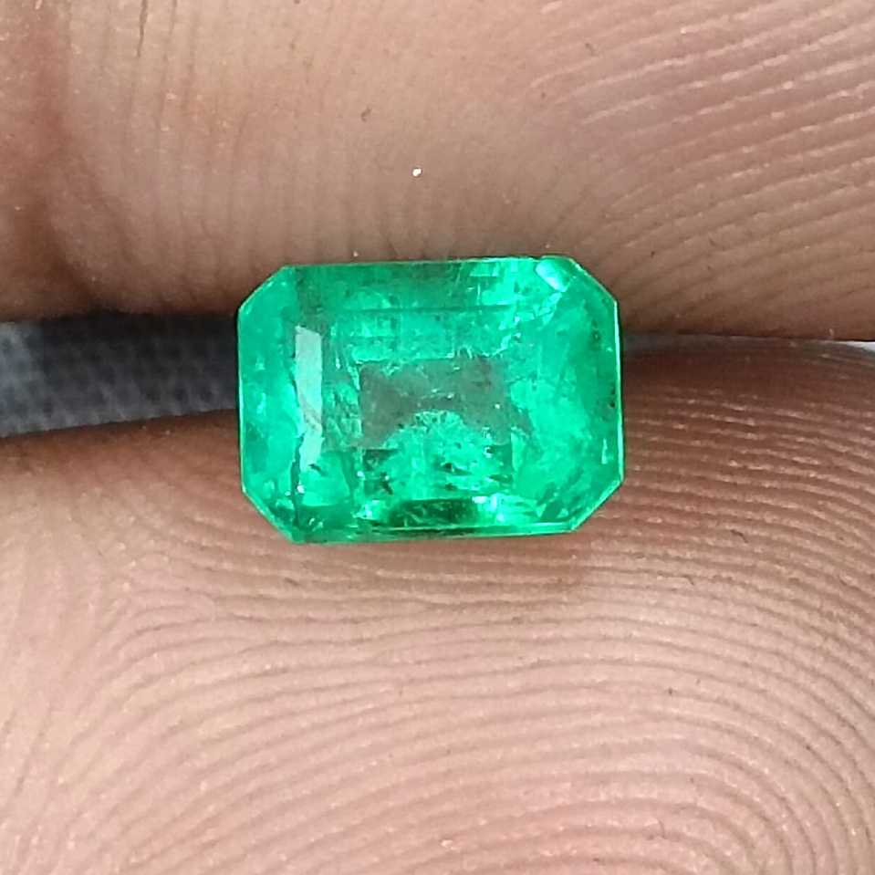 1.32ct GSI certified bright neon green Panjshir emerald octagon cut /