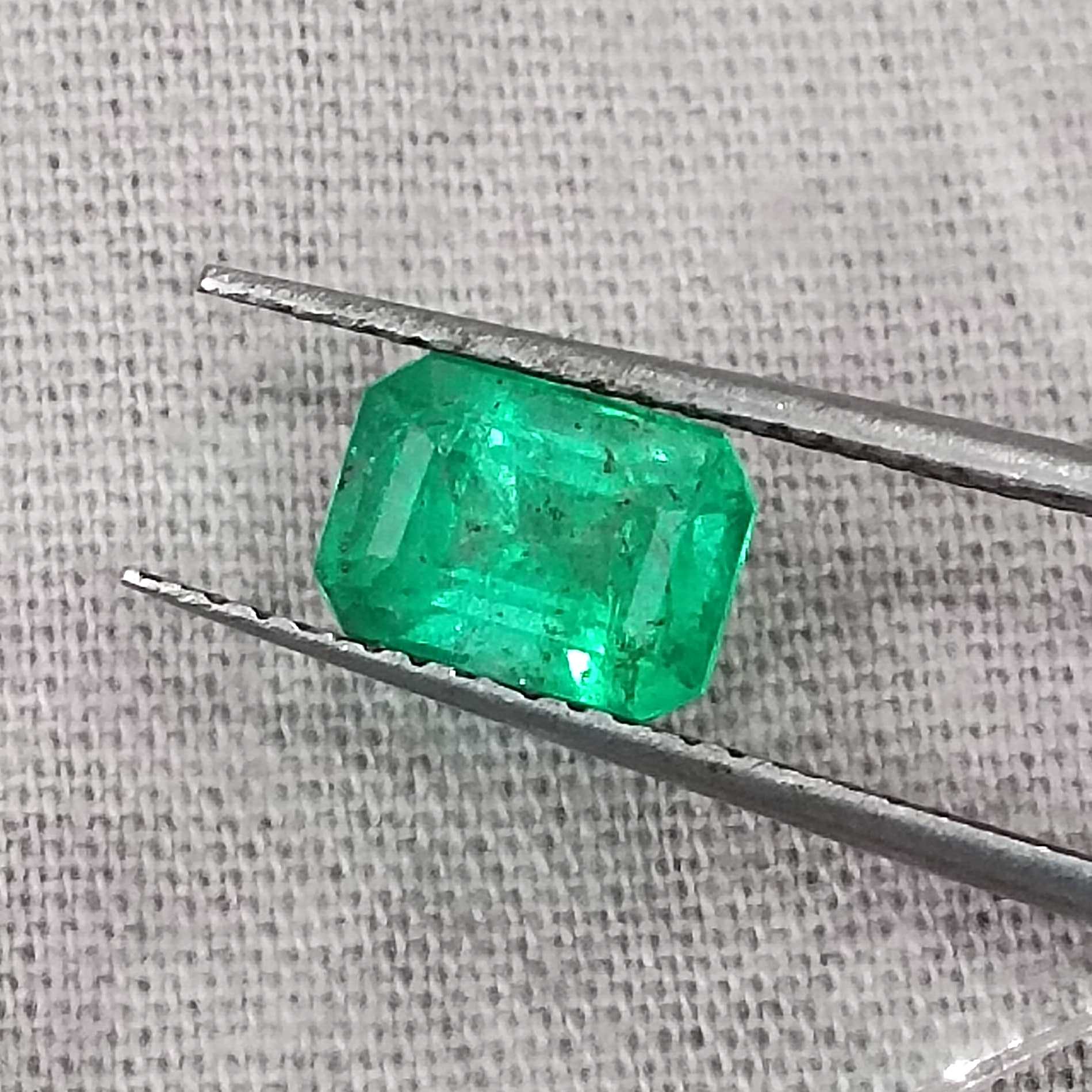 1.32ct GSI certified bright neon green Panjshir emerald octagon cut 