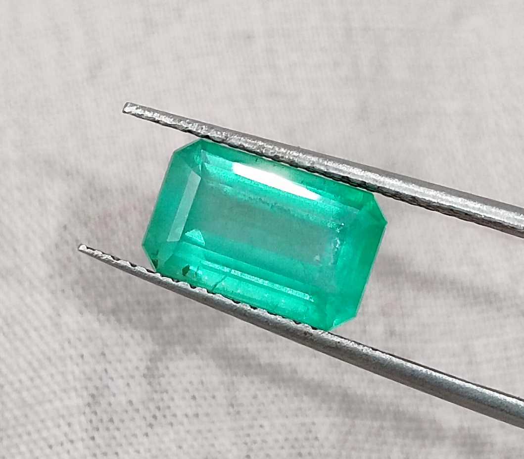 2.54ct Zambian emerald GSI certified octagon cut gemstone 