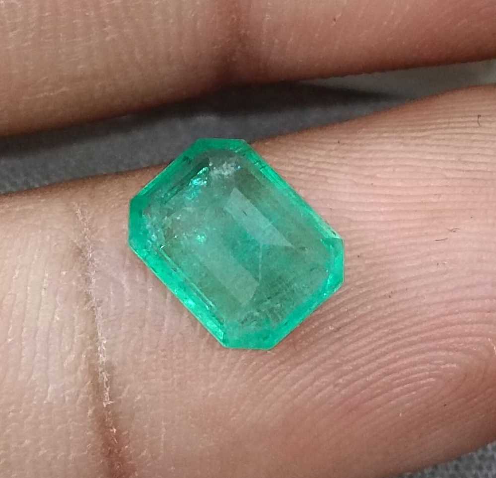 2.14ct GSI certified medium light green Zambian emerald Octagon Cut Stone 
