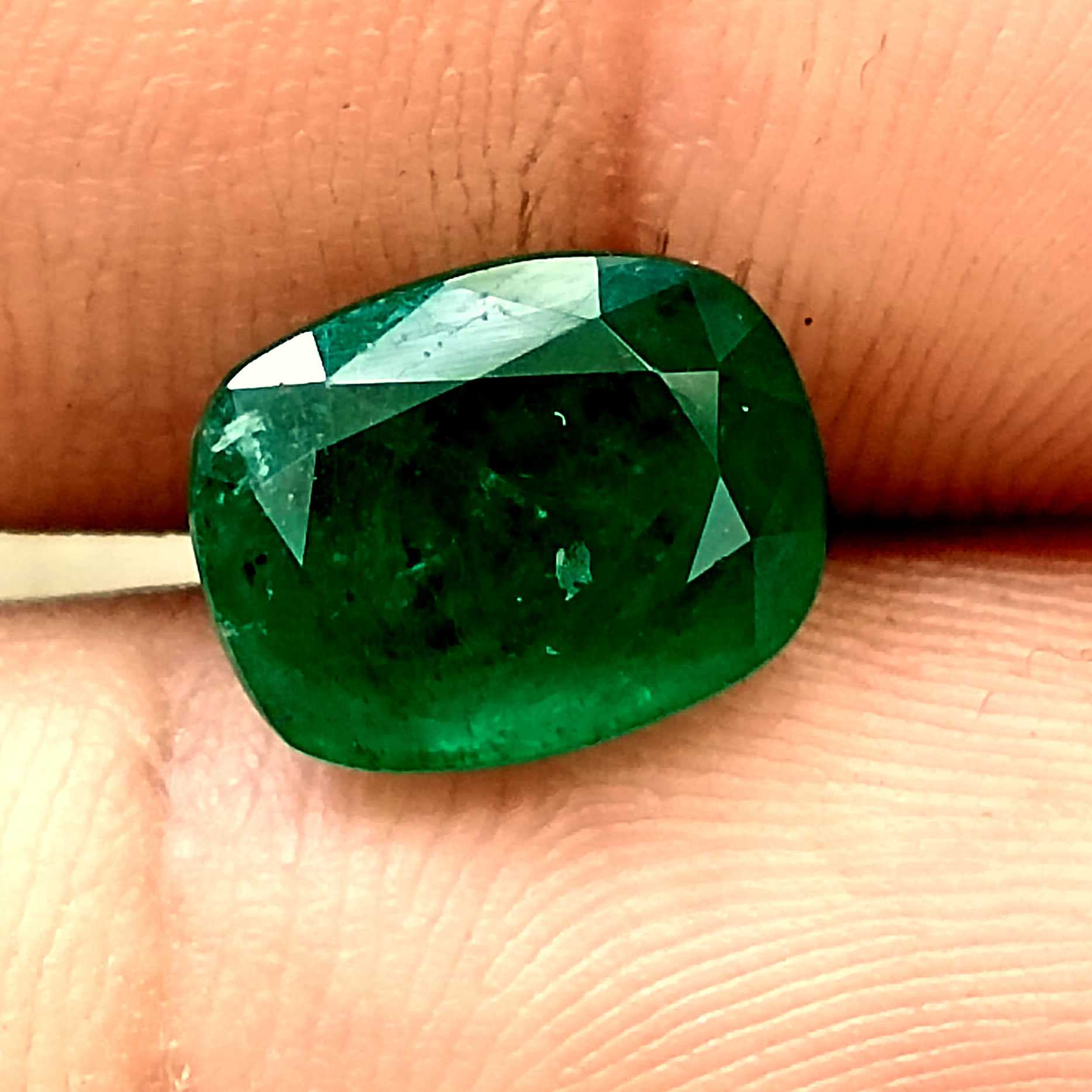 4.42ct Dark pure green GSI certified cushion cut Zambian emerald /