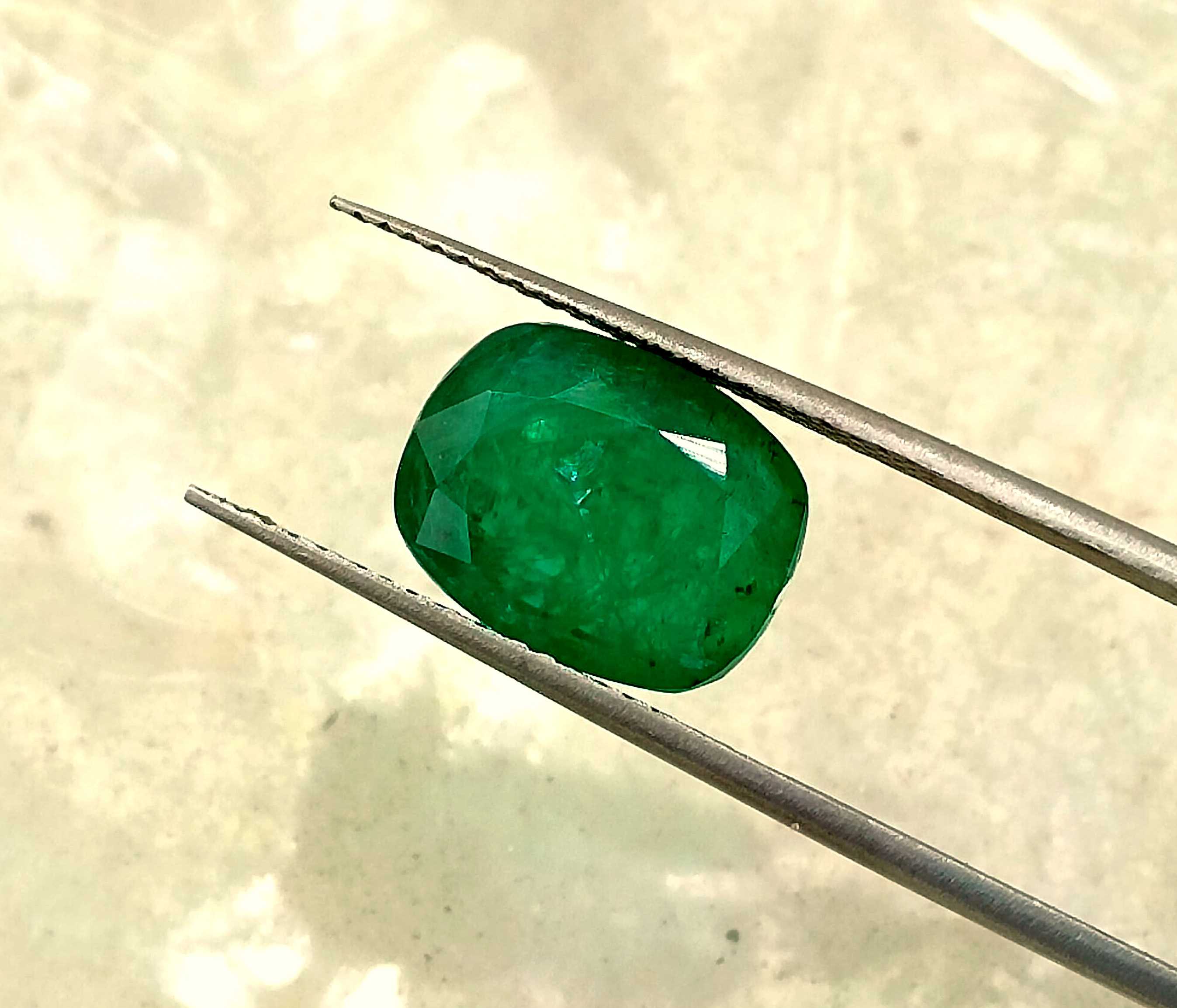 4.42ct Dark pure green GSI certified cushion cut Zambian emerald 