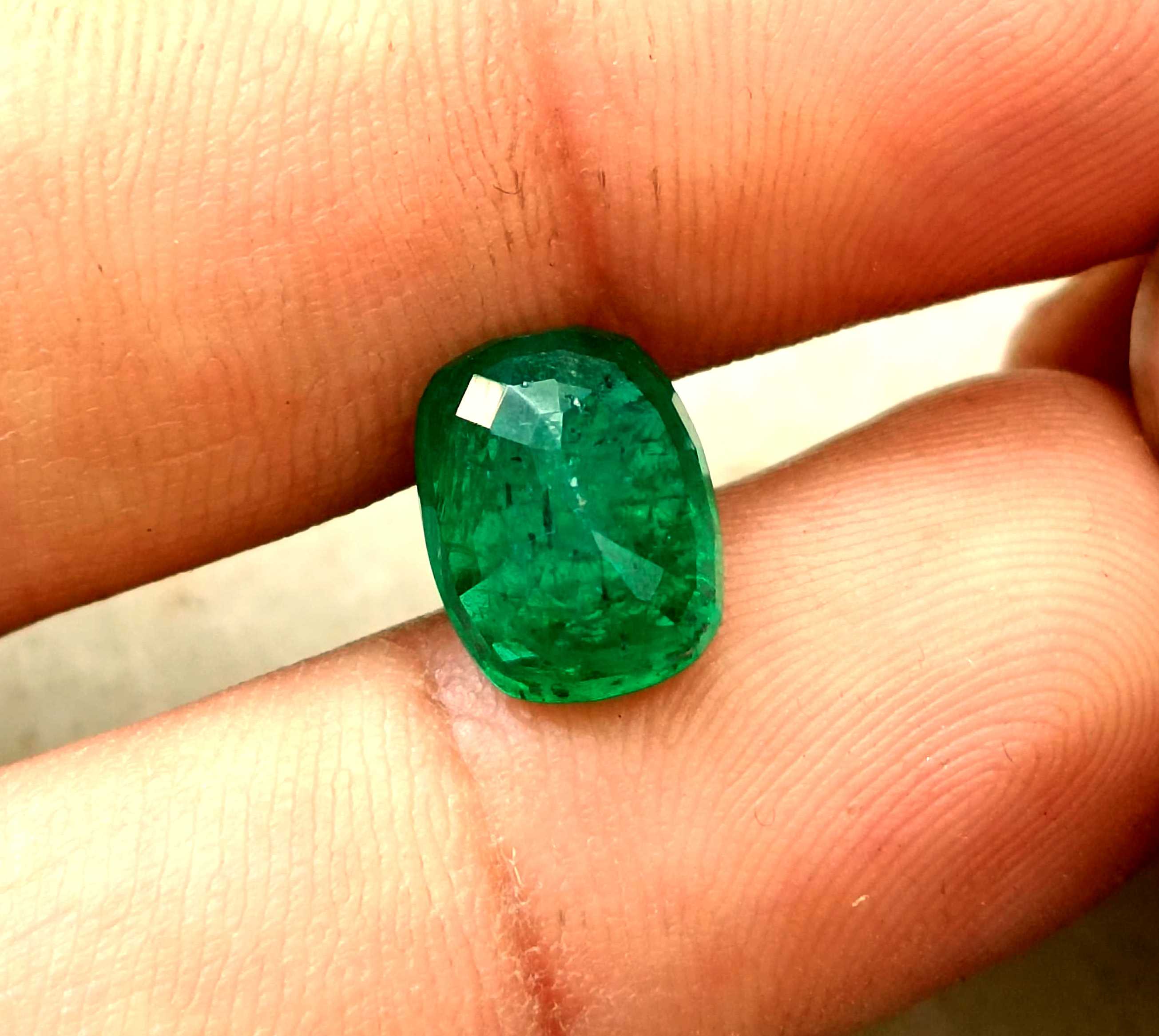 4.42ct Dark pure green GSI certified cushion cut Zambian emerald 