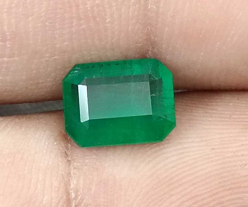 2.84ct GSI certified deep green octagon cut Zambian emerald 
