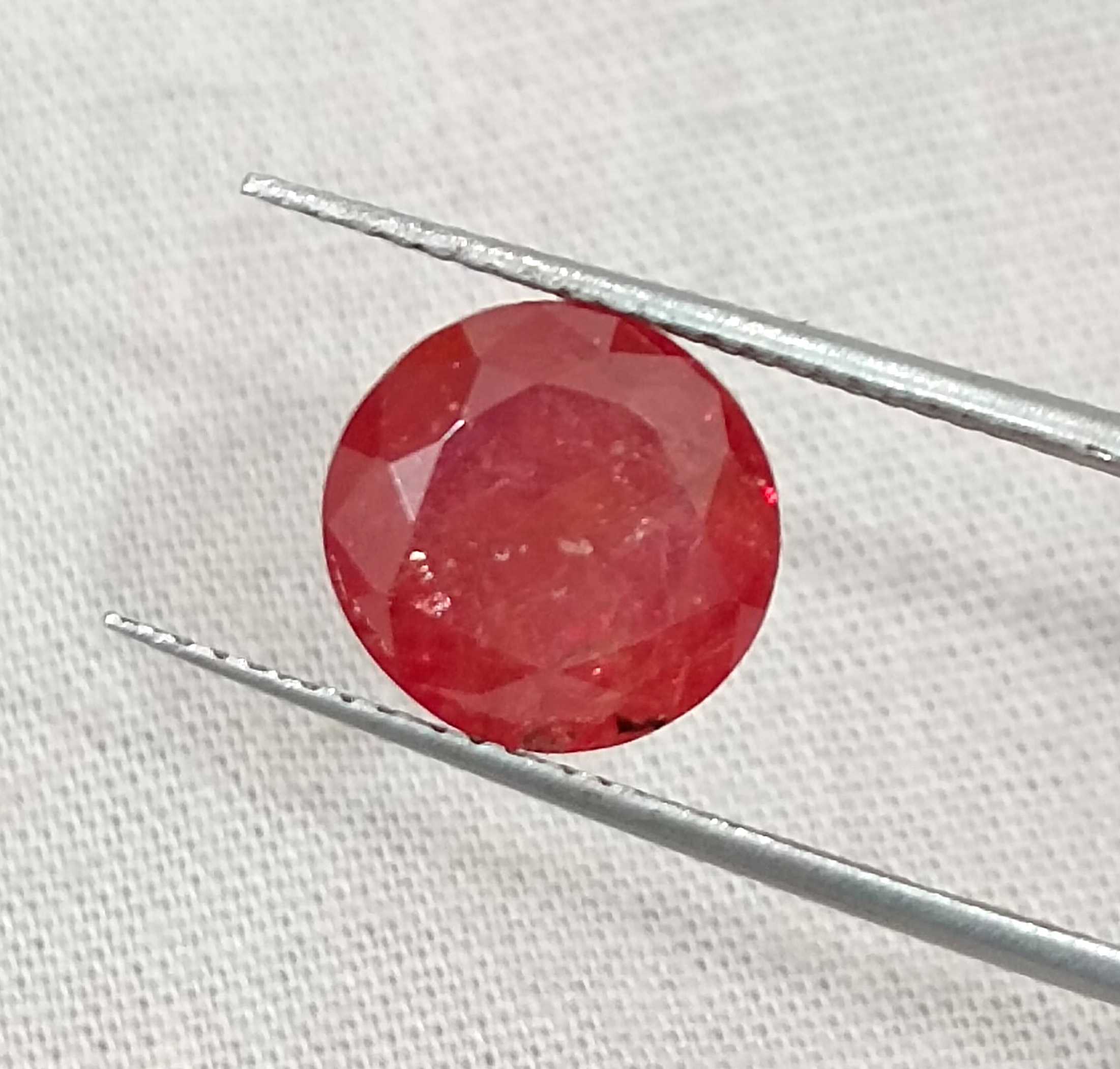 5.00ct Pigeon blood red Burmese ruby round cut untreated gemstone