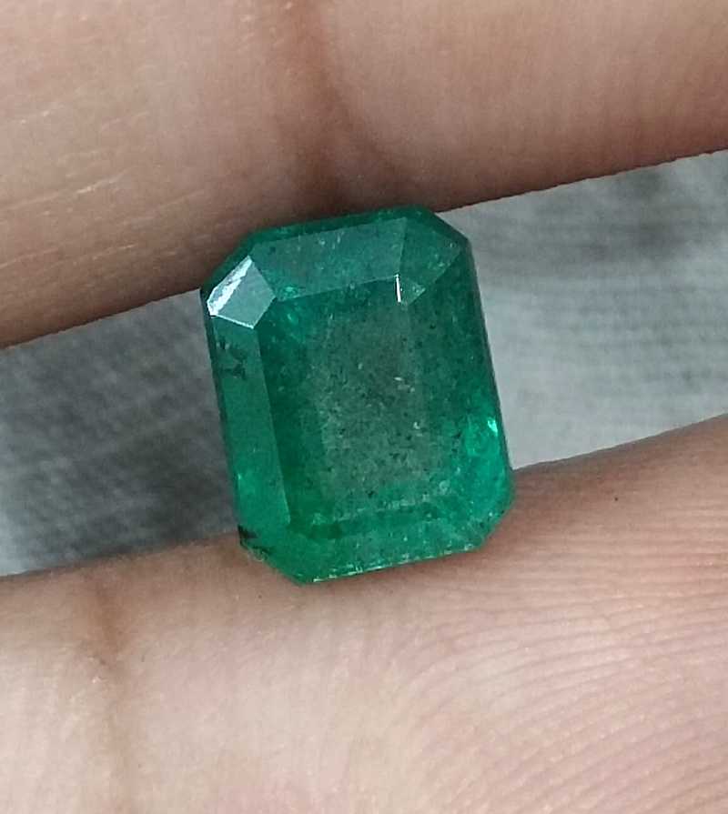 2.59ct GSI certified medium green Zambian emerald octagon cut gemstone 