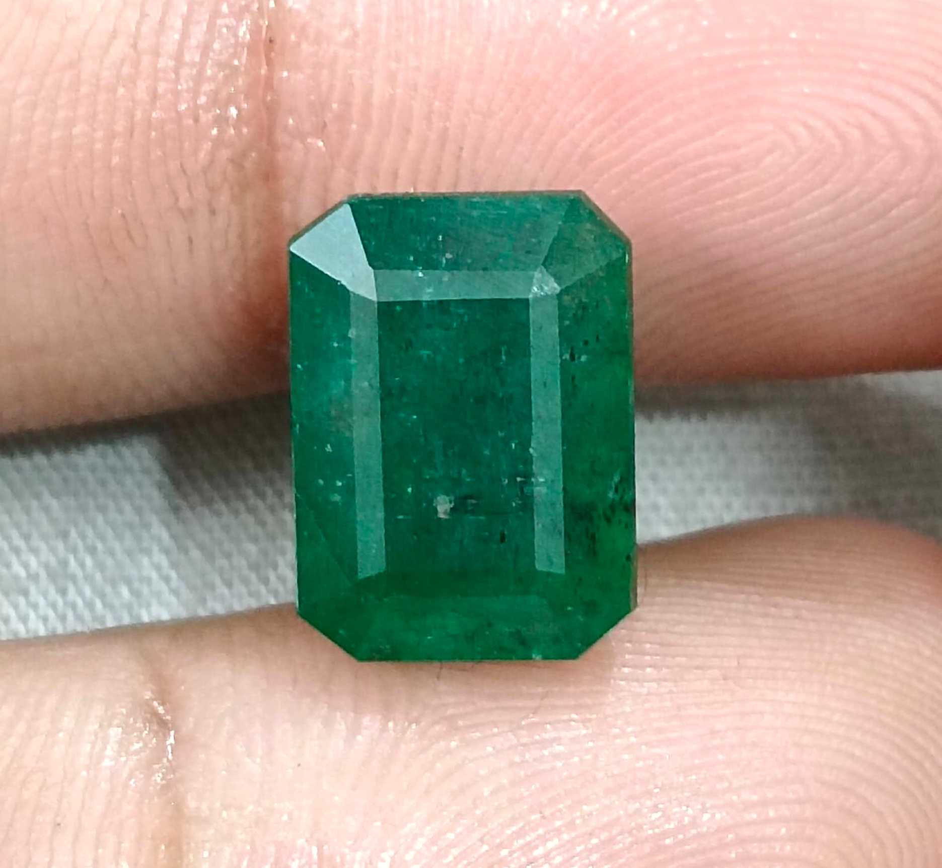 7.75ct GSI certified dark green Zambian emerald octagon cut natural stone