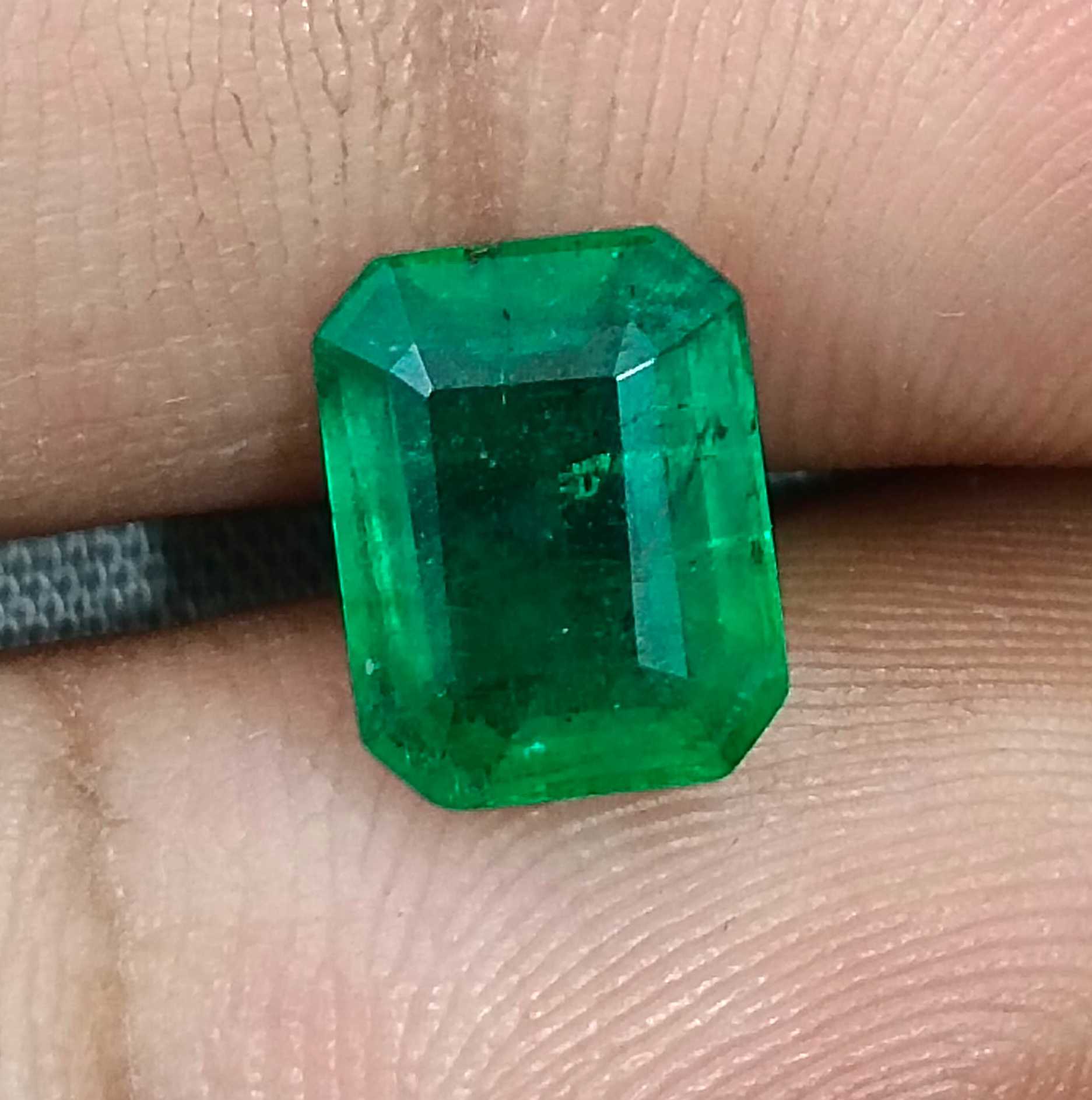 2.40ct GSI certified alpine green natural Zambian emerald stone 