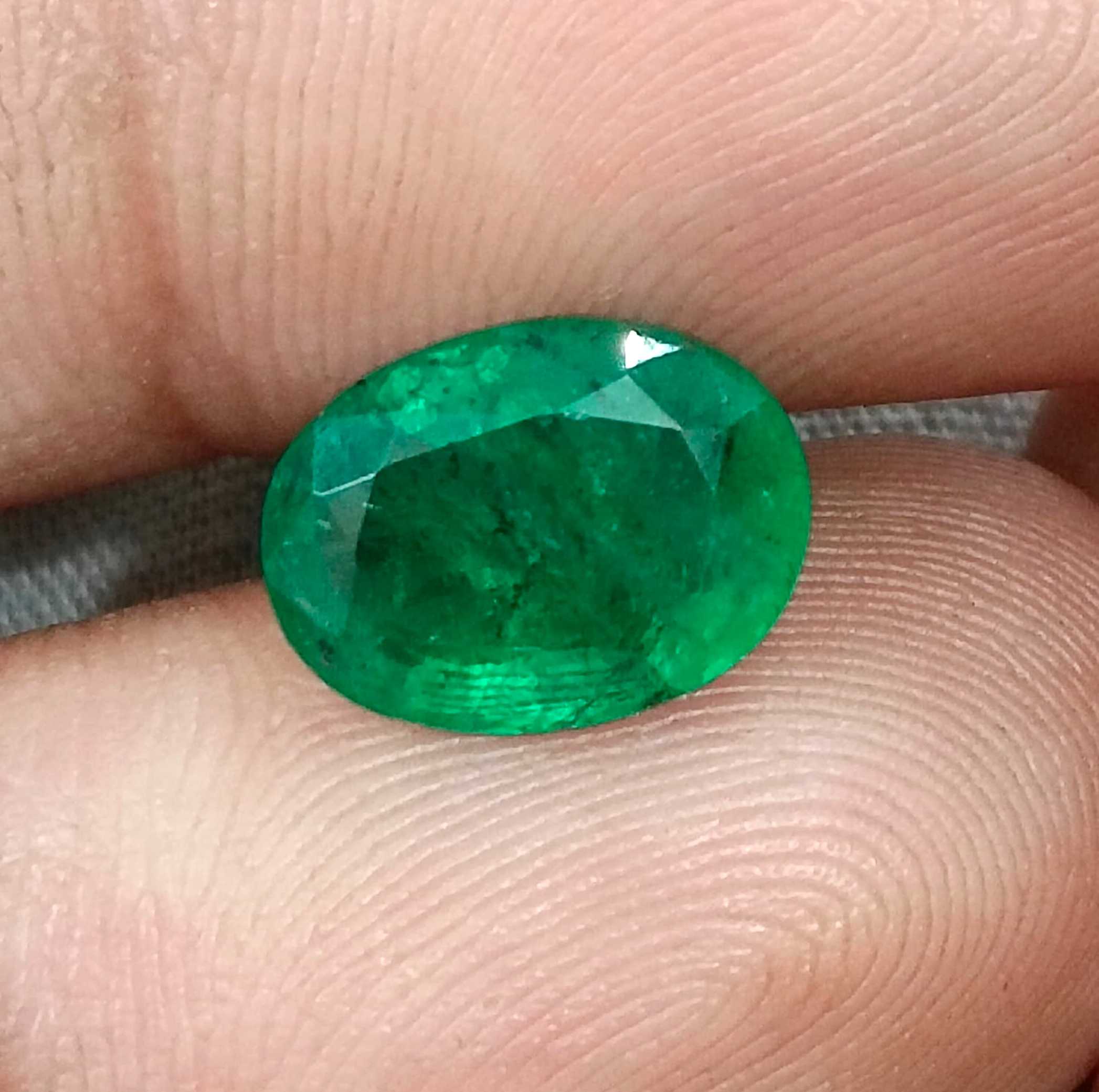 3.02ct GSI USA certified alpine green natural oval cut Zambian emerald 