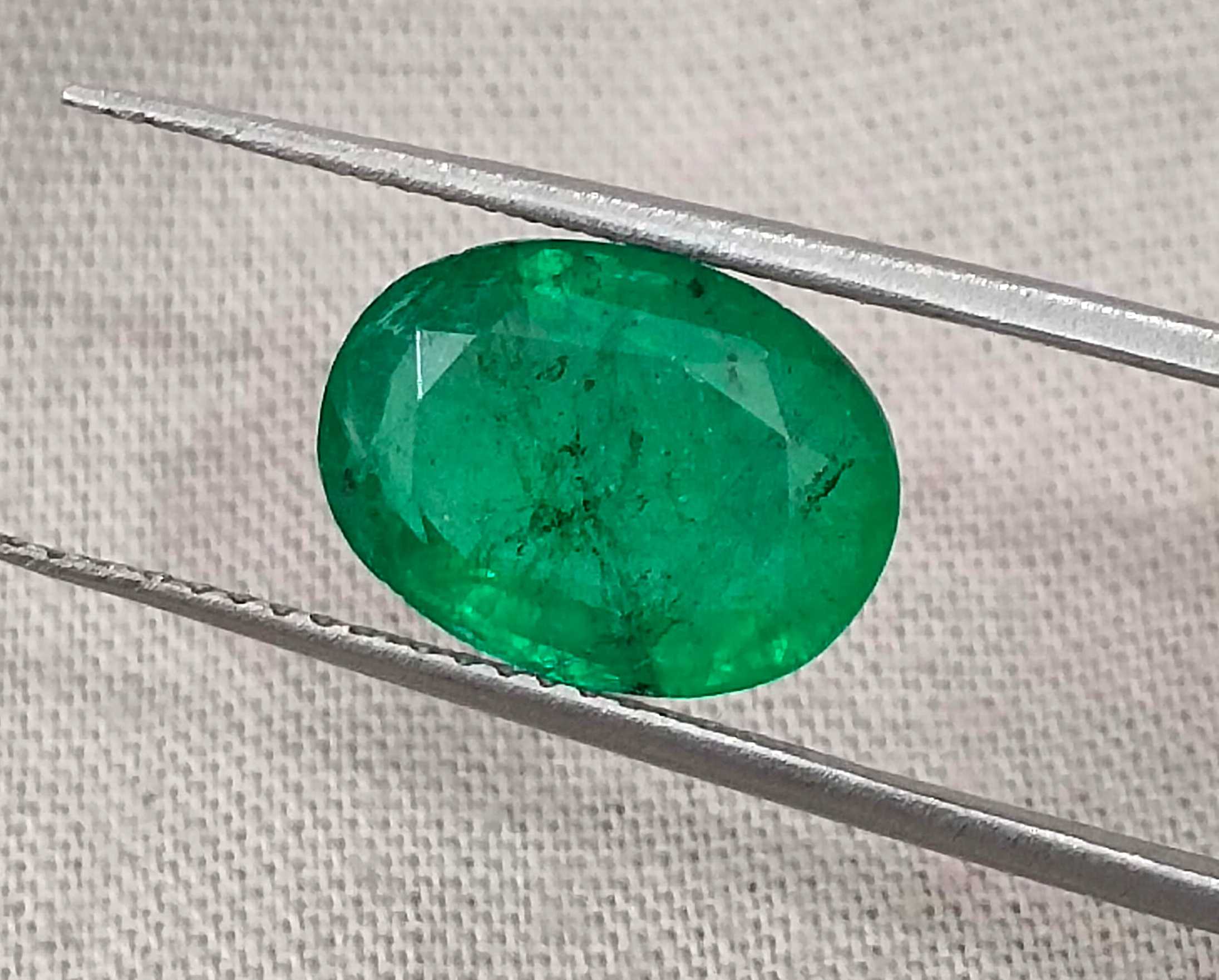 3.02ct GSI USA certified alpine green natural oval cut Zambian emerald 