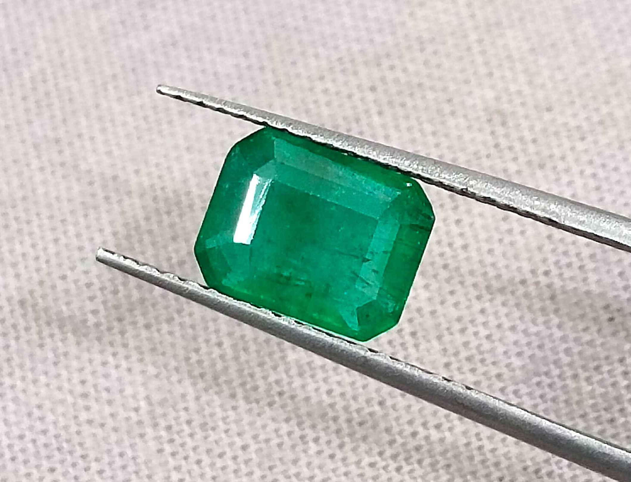 1.44ct GSI certified deep green octagon cut Zambian emerald stone 