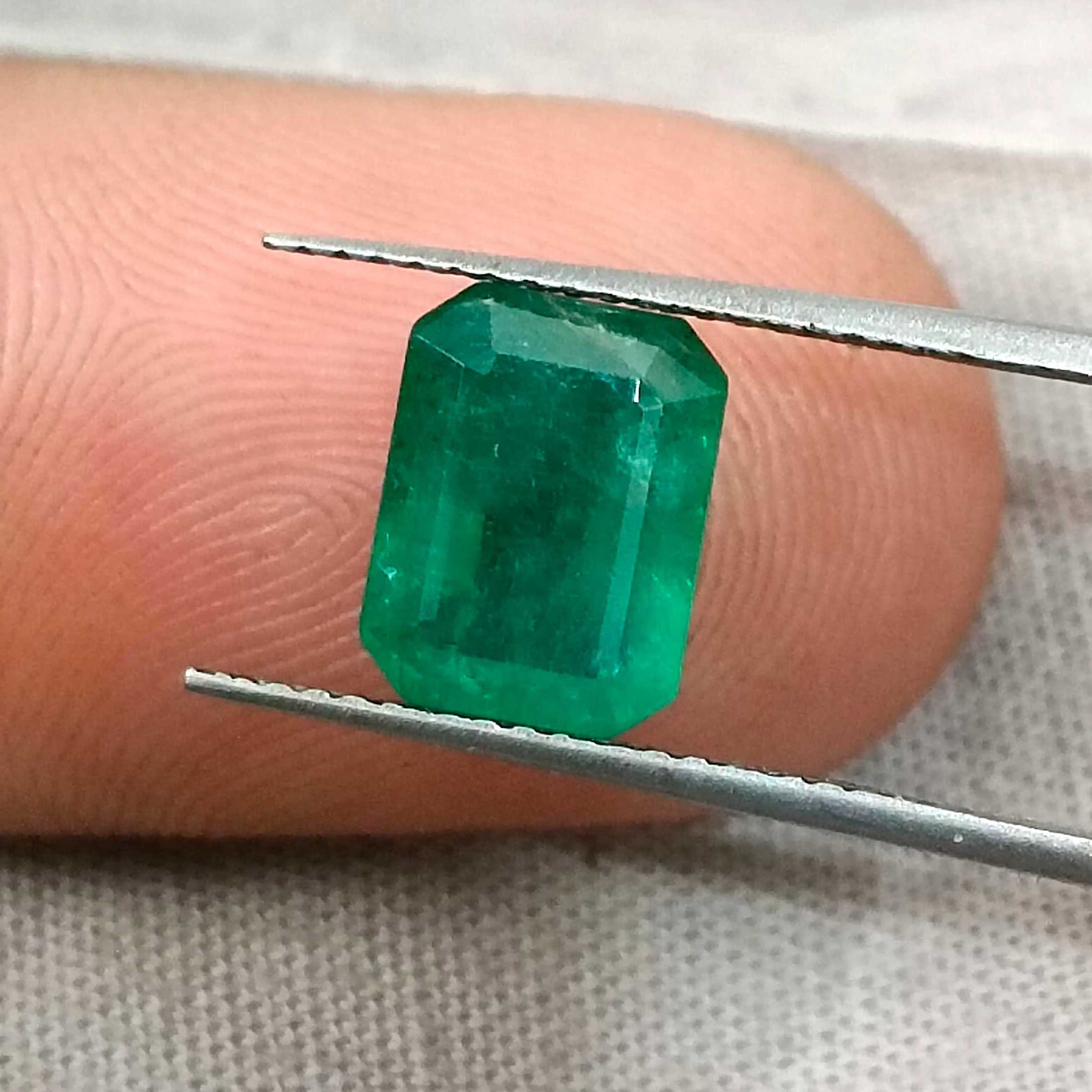 2.23ct GSI certified medium deep green octagon cut Zambian emerald /