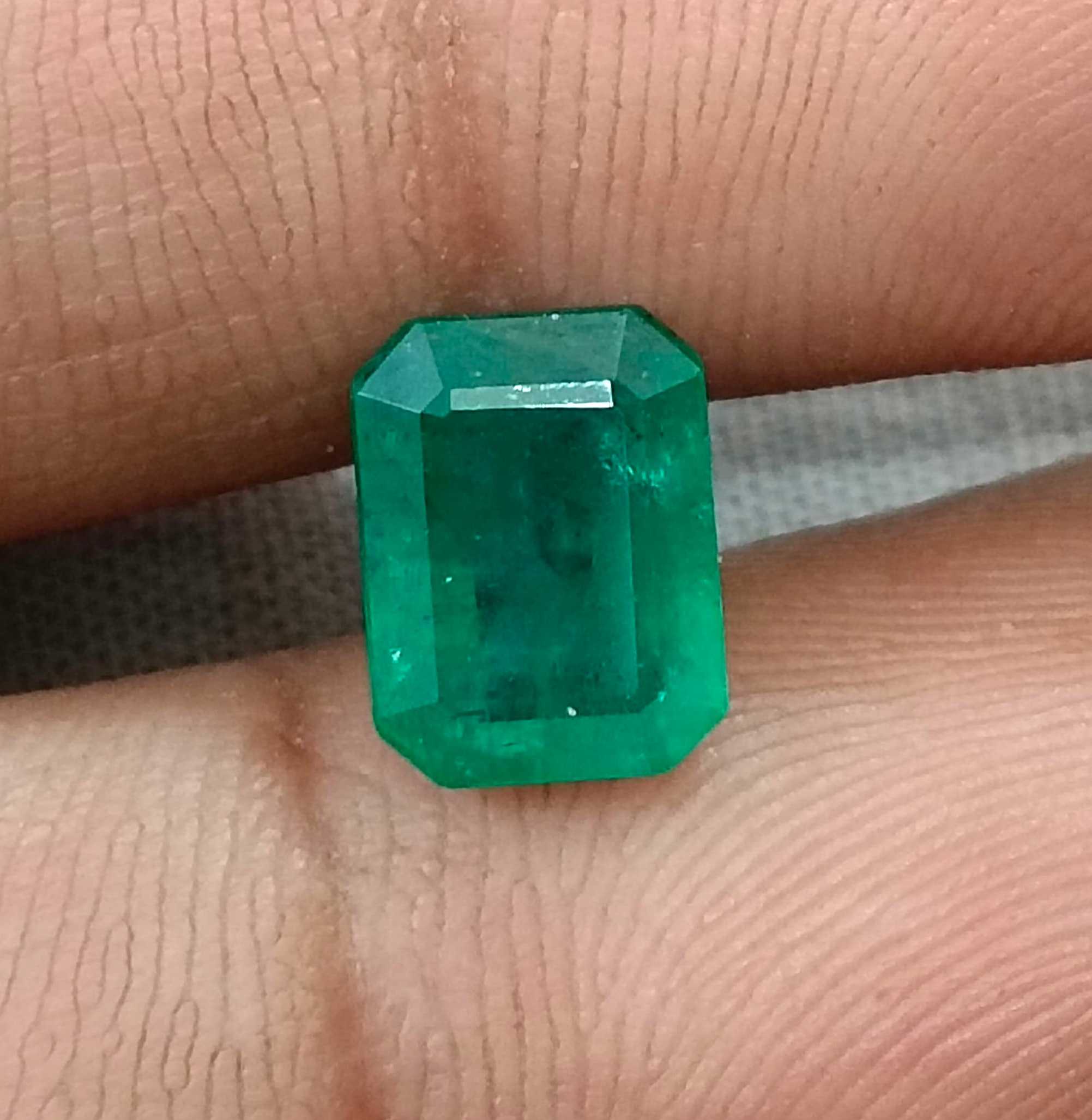 2.23ct GSI certified medium deep green octagon cut Zambian emerald 