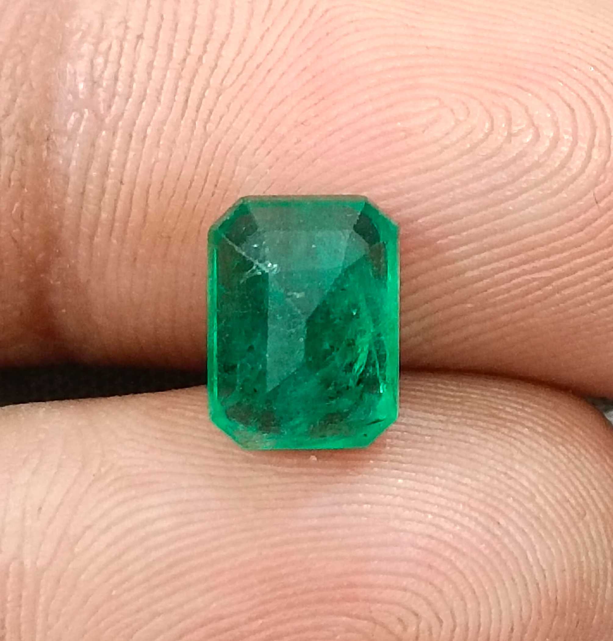 2.23ct GSI certified medium deep green octagon cut Zambian emerald 