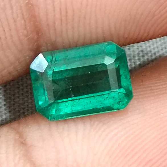 2.32ct Medium light metallic green octagon cut Zambian emerald stone /