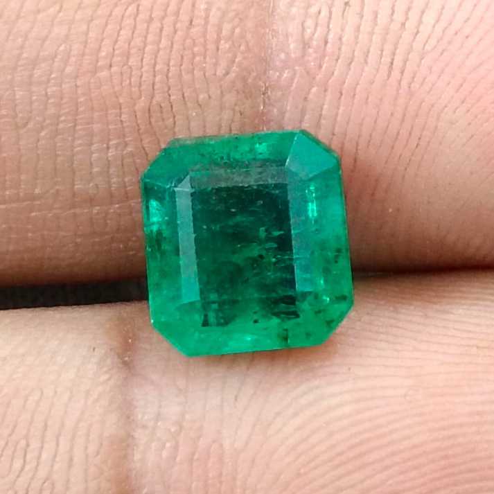 3.13ct Medium green octagon cut Zambian emerald natural certified gem/