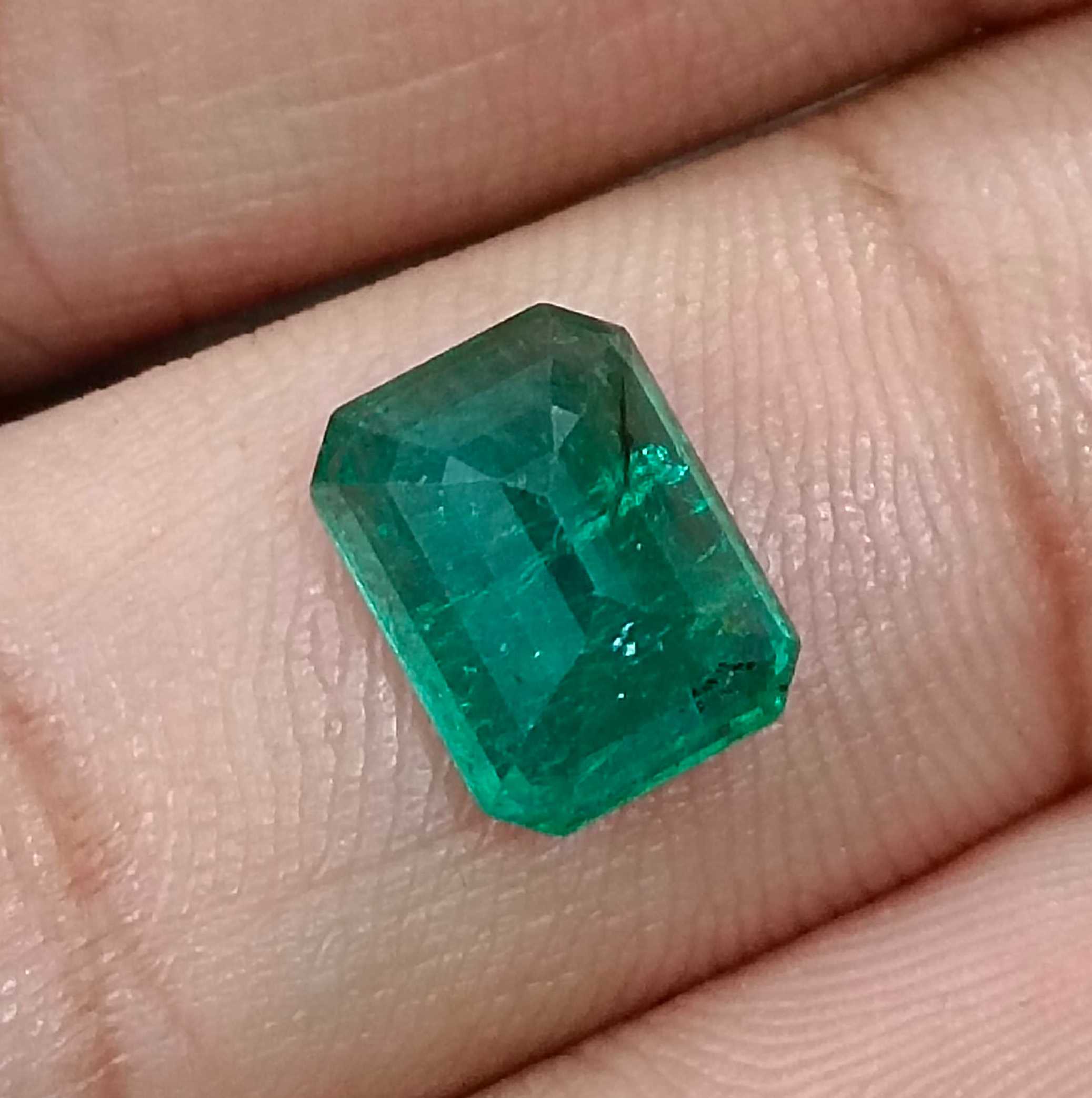 3.31ct GSI certified deep green natural octagon cut Zambian emerald 