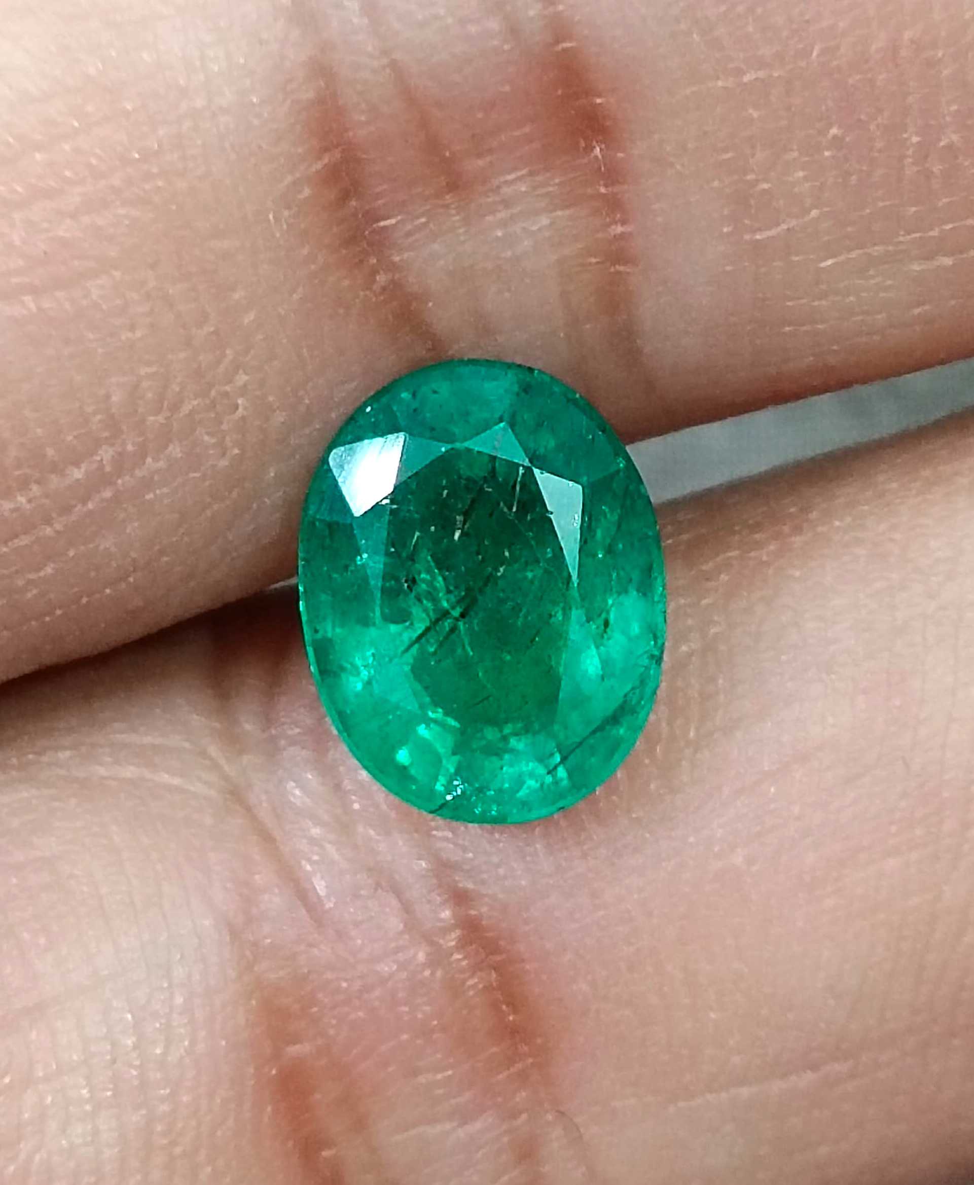 3.04ct GSI certified forest green oval cut Zambian emerald stone 