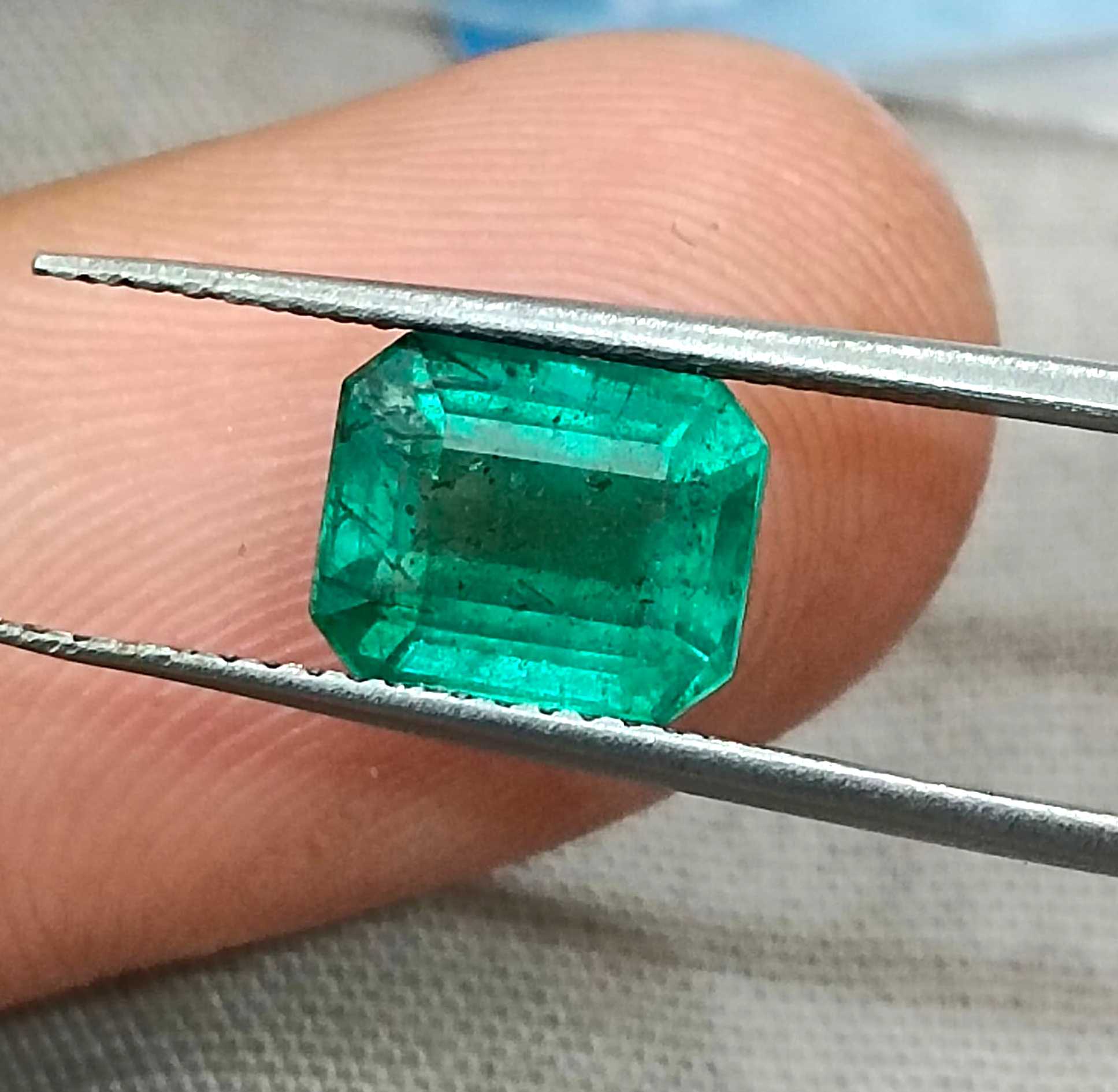 2.15ct GSI USA certified medium green octagon cut Zambian emerald stone 