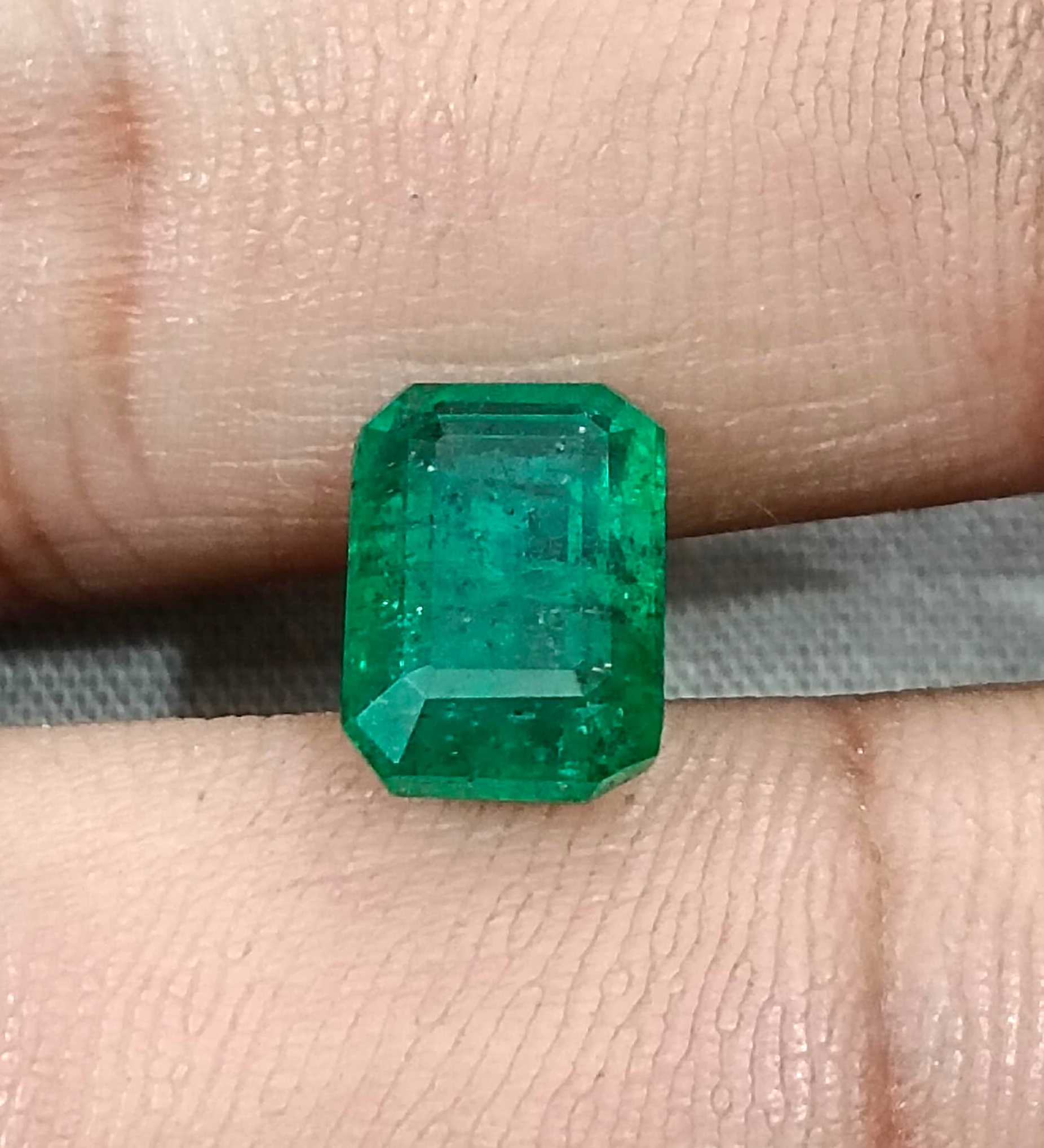 3.20ct Natural certified deep green octagon cut Zambian emerald stone 