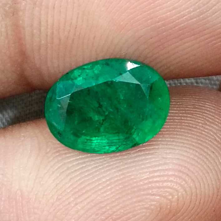 3.02ct GSI USA certified alpine green natural oval cut Zambian emerald /