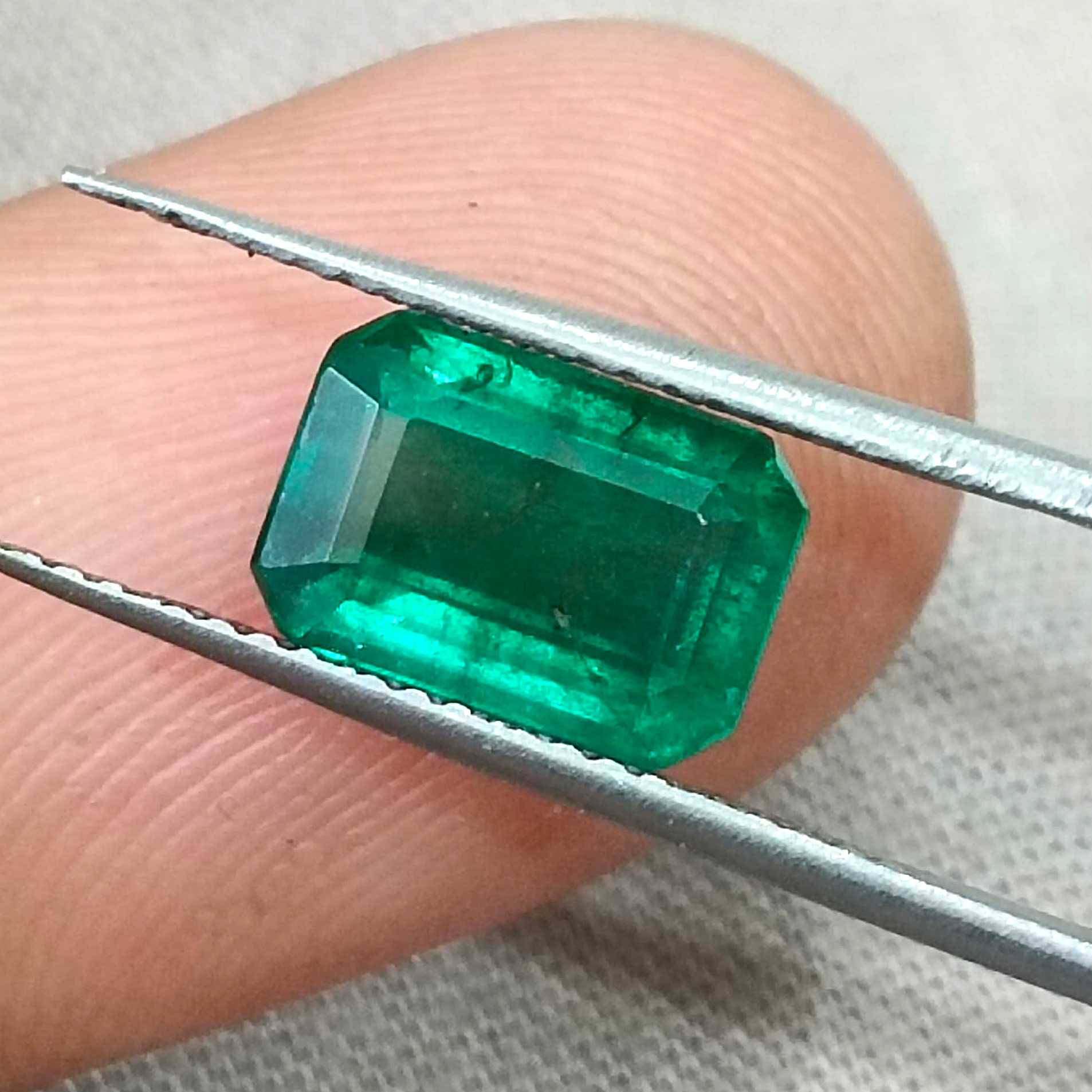 2.08ct Deep green GSI certified natural octagon cut Zambian Emerald /